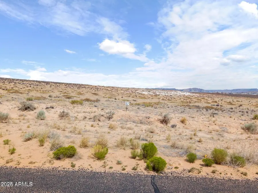 635 N Anasazi Drive #Lot 16, Page, AZ 86040 - #2