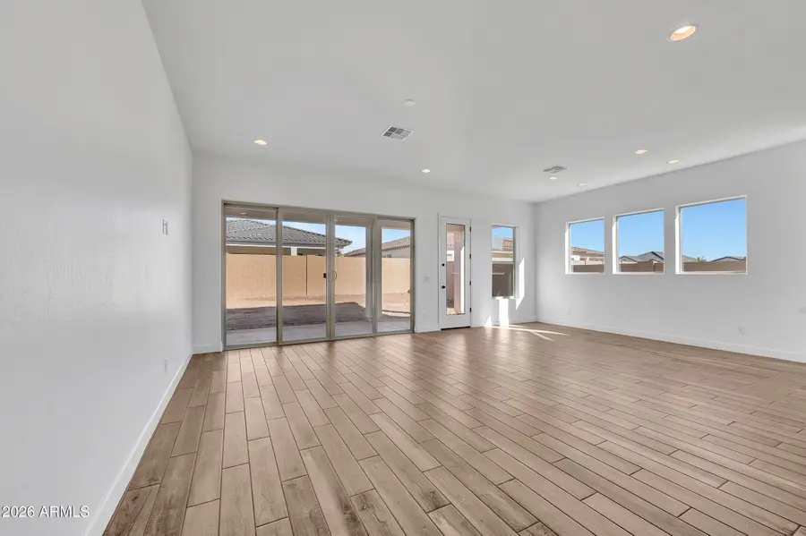 2374 E Rihl Road, San Tan Valley, AZ 85140 - #2