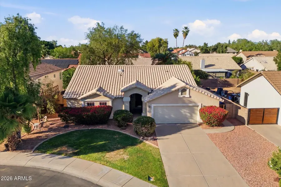 814 E Stanford Avenue, Gilbert, AZ 85234 - #2
