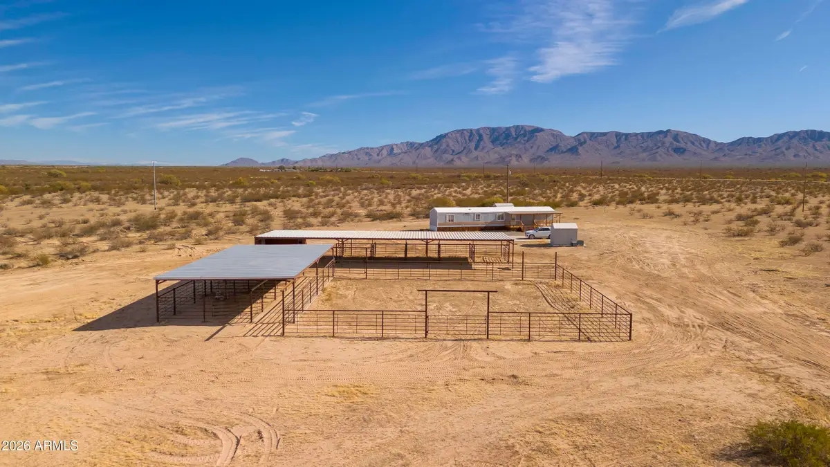 72901 70 1/2 Street, Wenden, AZ 85357 - #1