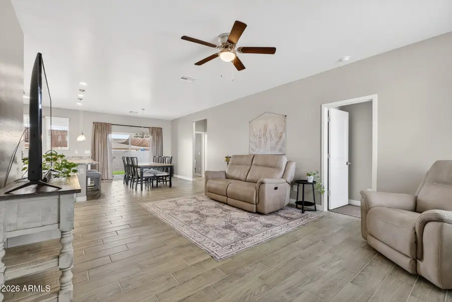 10195 W Catalina Drive, Arizona City, AZ 85123 - #3