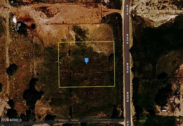 500 N 2nd -- W, St Johns, AZ 85936