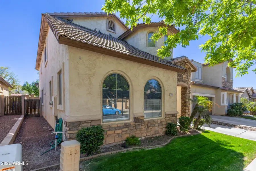 1817 E Donner Drive, Phoenix, AZ 85042 - #2