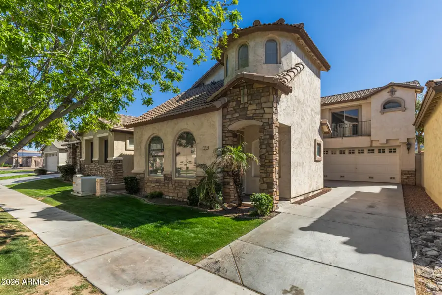 1817 E Donner Drive, Phoenix, AZ 85042 - #3