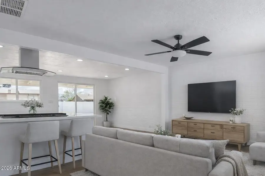 1307 W 7th Avenue, Mesa, AZ 85202 - #3