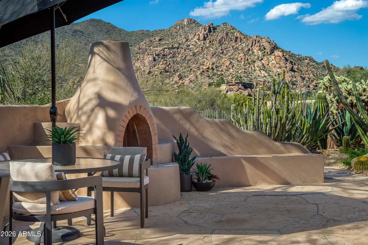 6862 E Nightingale Star Circle, Scottsdale, AZ 85266 - #1