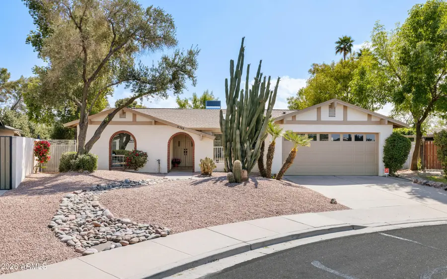 2713 W Nido Avenue, Mesa, AZ 85202 - #2