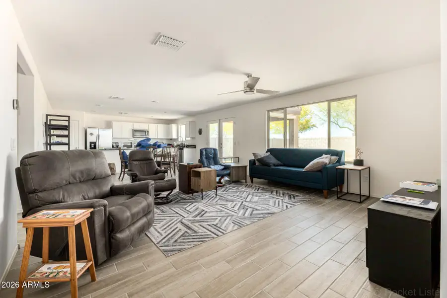 1420 E Linda Drive, Casa Grande, AZ 85122 - #3