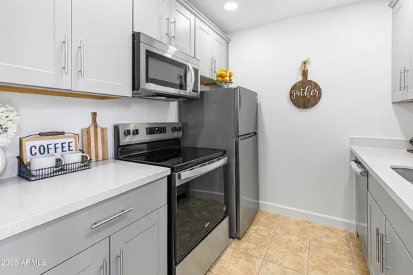 7126 N 19th Avenue #184, Phoenix, AZ 85021