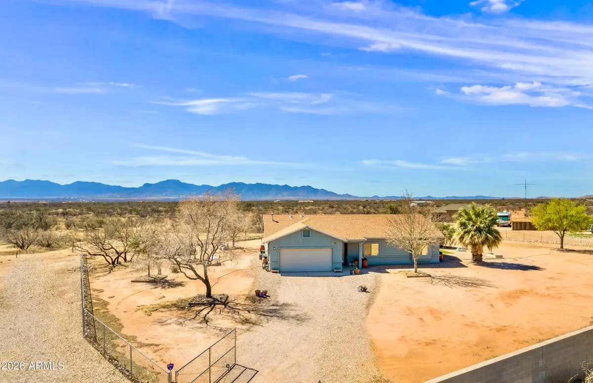 638 E Birch Street, Huachuca City, AZ 85616 - #1