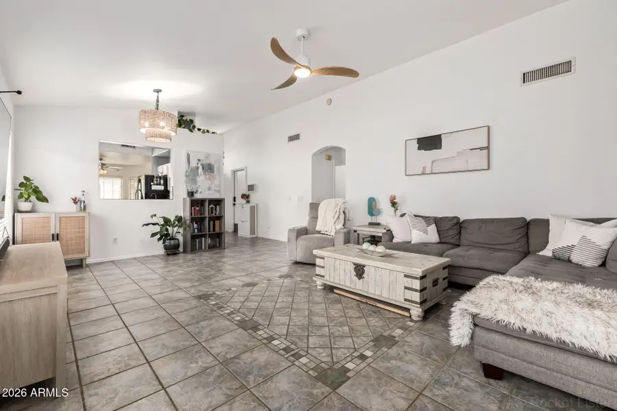 6614 W Desert Hollow Drive, Phoenix, AZ 85083 - #3