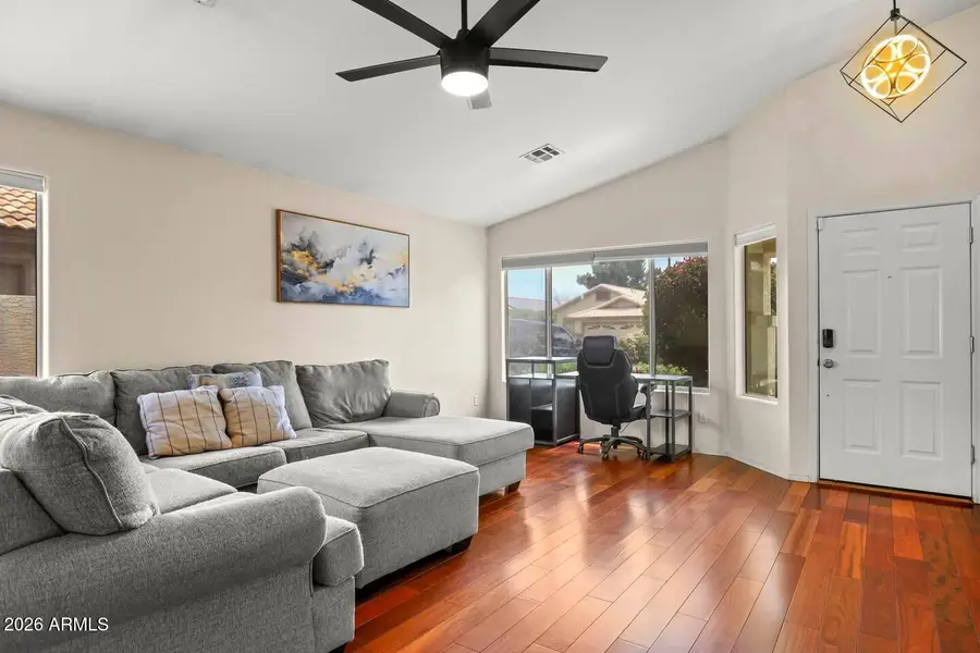 172 W Shannon Street, Gilbert, AZ 85233 - #3