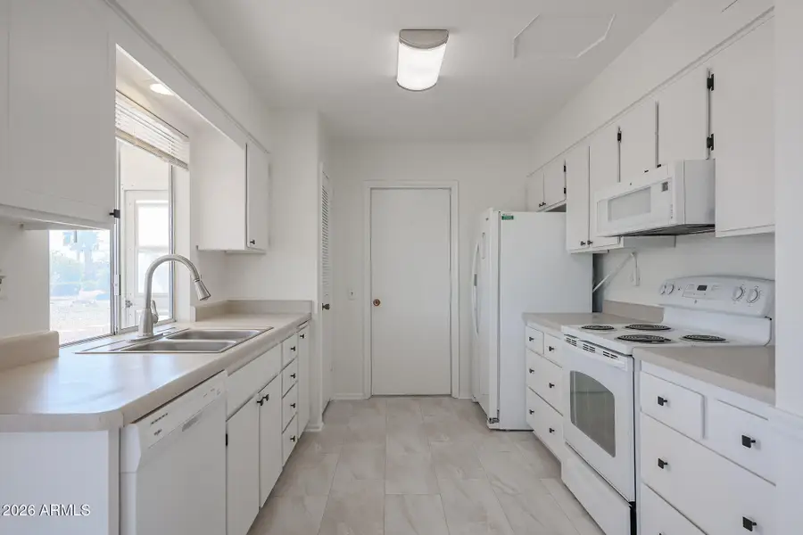 10507 W Brookside Drive, Sun City, AZ 85351 - #3