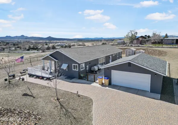 25818 N Riesling Lane, Paulden, AZ 86334