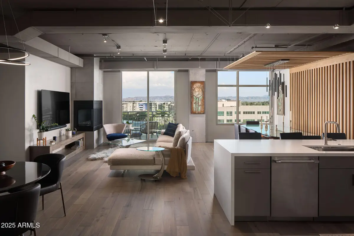 2211 E Camelback Road #605, Phoenix, AZ 85016 - #1