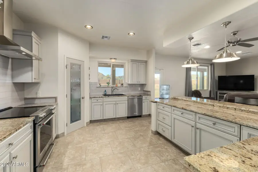 304 E Mckellips Boulevard, Apache Junction, AZ 85119 - #3