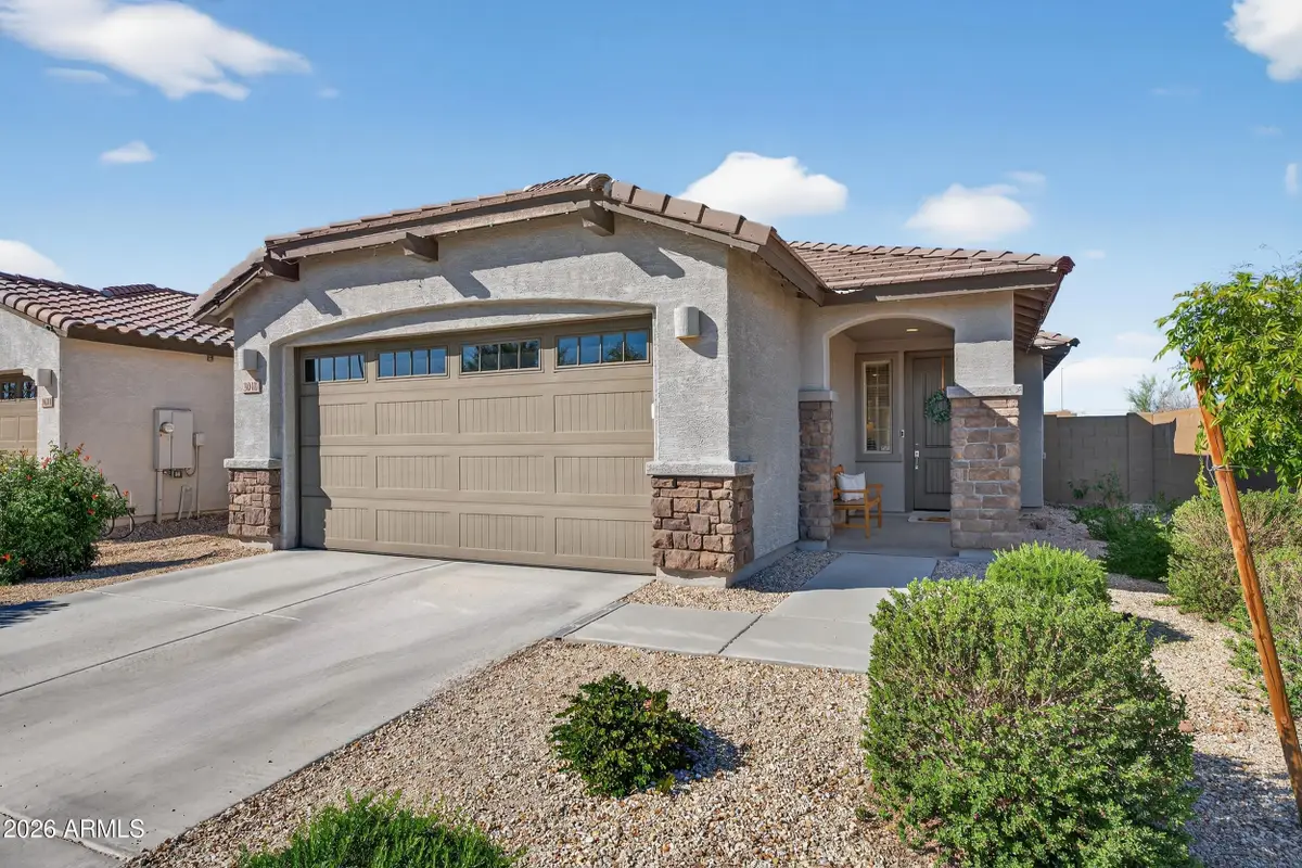 3048 E Pima Avenue, Apache Junction, AZ 85119 - #1