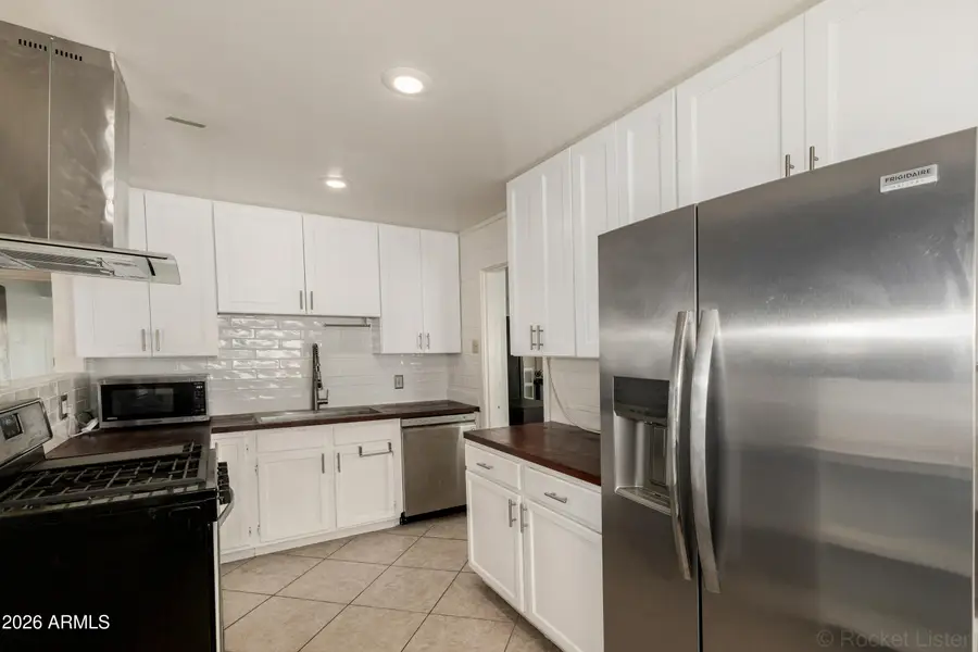 410 W Parkway Boulevard, Tempe, AZ 85281 - #3