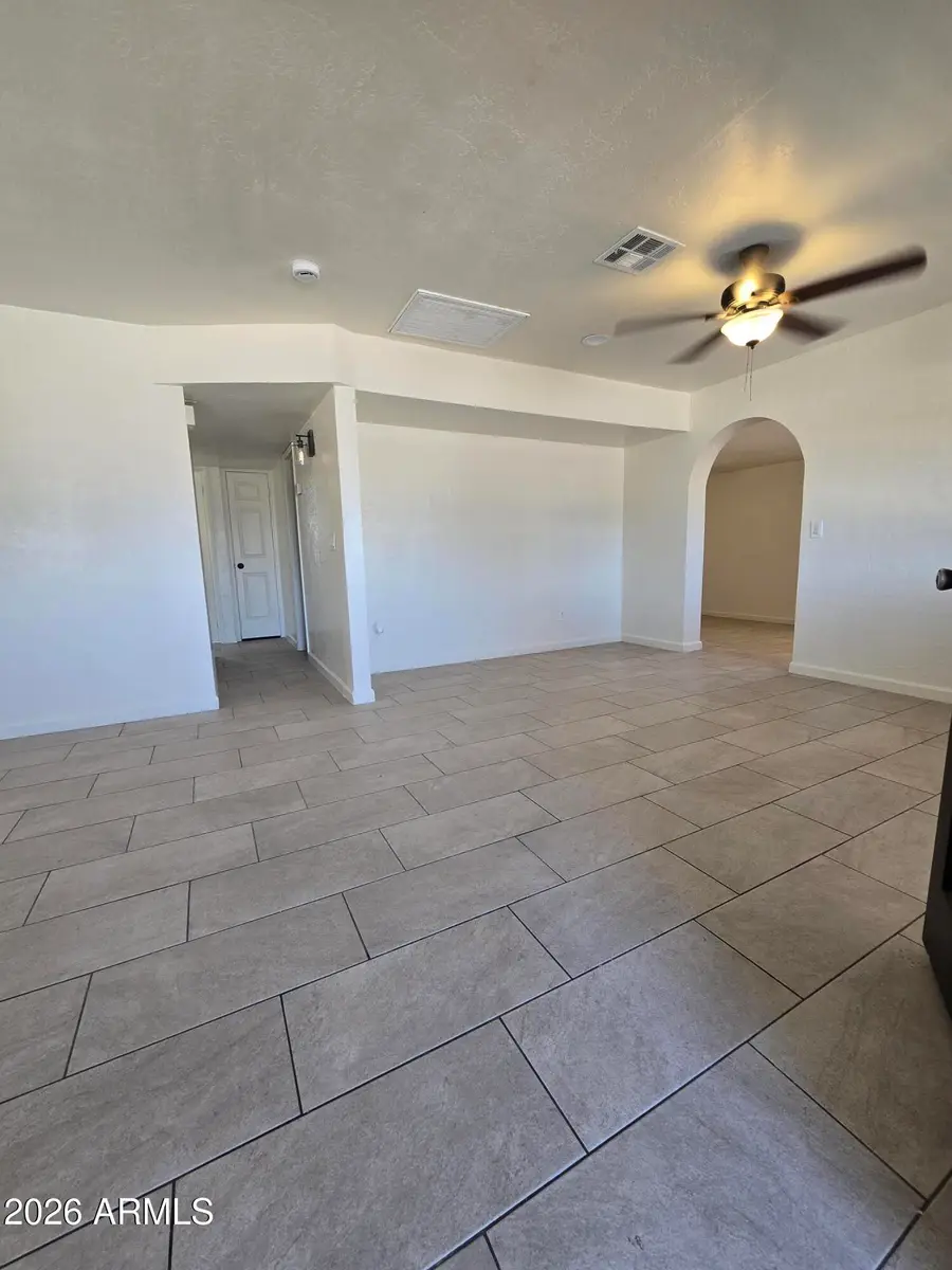 6701 N 53rd Avenue, Glendale, AZ 85301 - #2