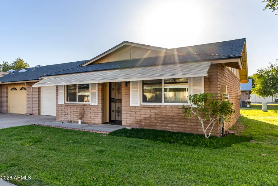 9918 N 95th Drive #B, Peoria, AZ 85345 - #3