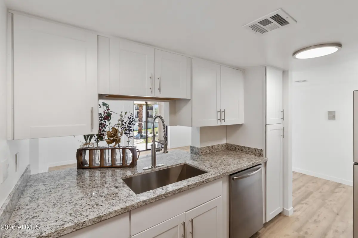 3033 E Devonshire Avenue #2033, Phoenix, AZ 85016 - #1