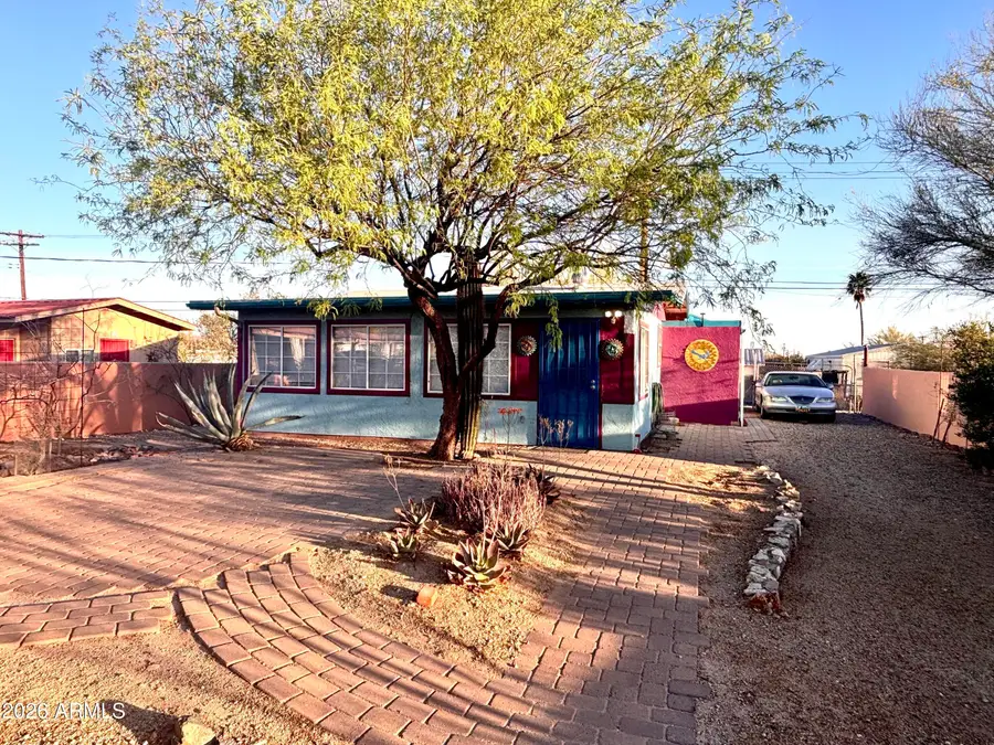 430 W Esperanza Avenue, Ajo, AZ 85321 - #2