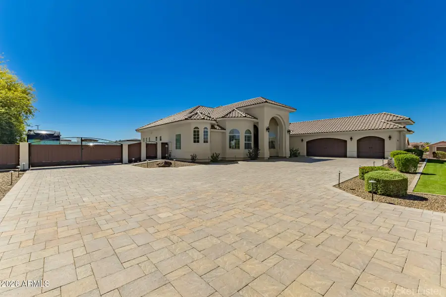 10145 W Lariat Lane #1, Peoria, AZ 85383 - #3