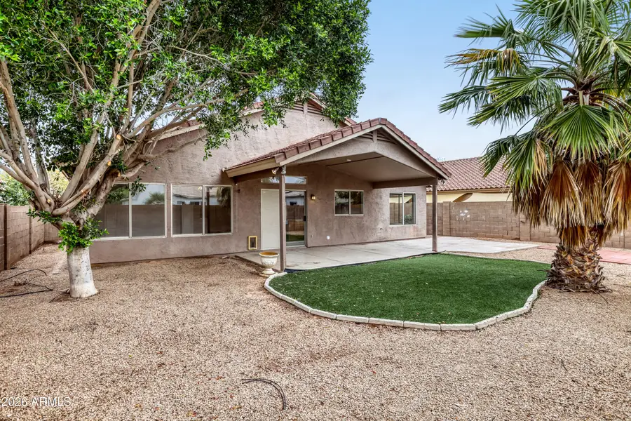 311 E Laredo Avenue, Gilbert, AZ 85296 - #2