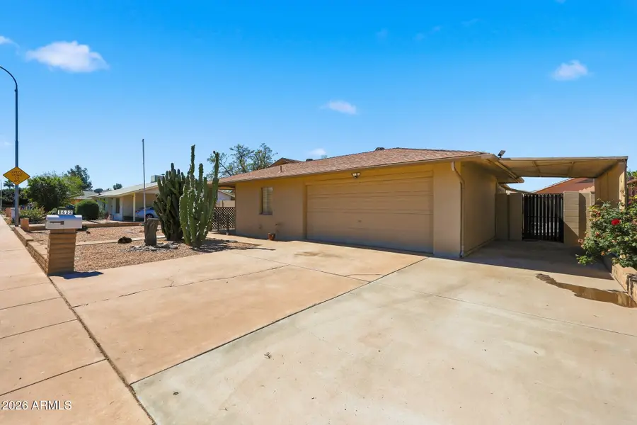 8432 N 56th Avenue, Glendale, AZ 85302 - #2
