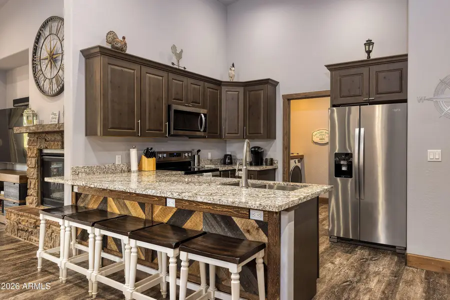 2940 W Villa Loop, Show Low, AZ 85901 - #3