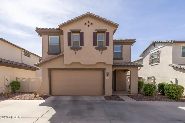 921 S Swallow Lane, Gilbert, AZ 85296