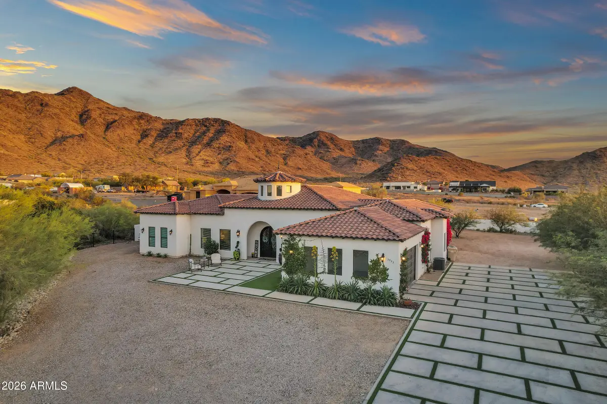 3923 W Fox Road, Laveen, AZ 85339 - #1