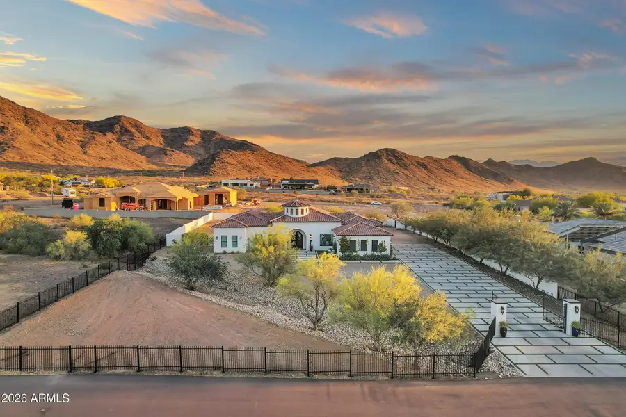 3923 W Fox Road, Laveen, AZ 85339 - #3