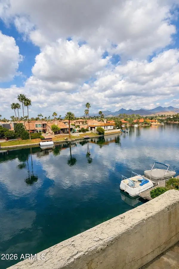 10080 E Mountainview Lake Drive #302, Scottsdale, AZ 85258