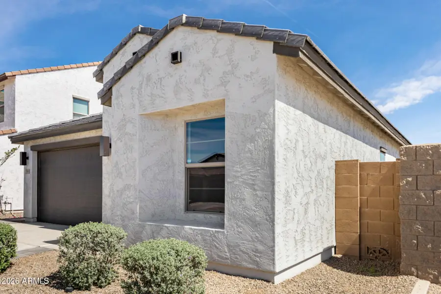 7801 N 79th Avenue, Glendale, AZ 85303 - #2