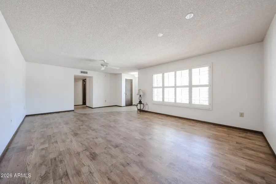 17402 N Lindgren Avenue, Sun City, AZ 85351 - #2