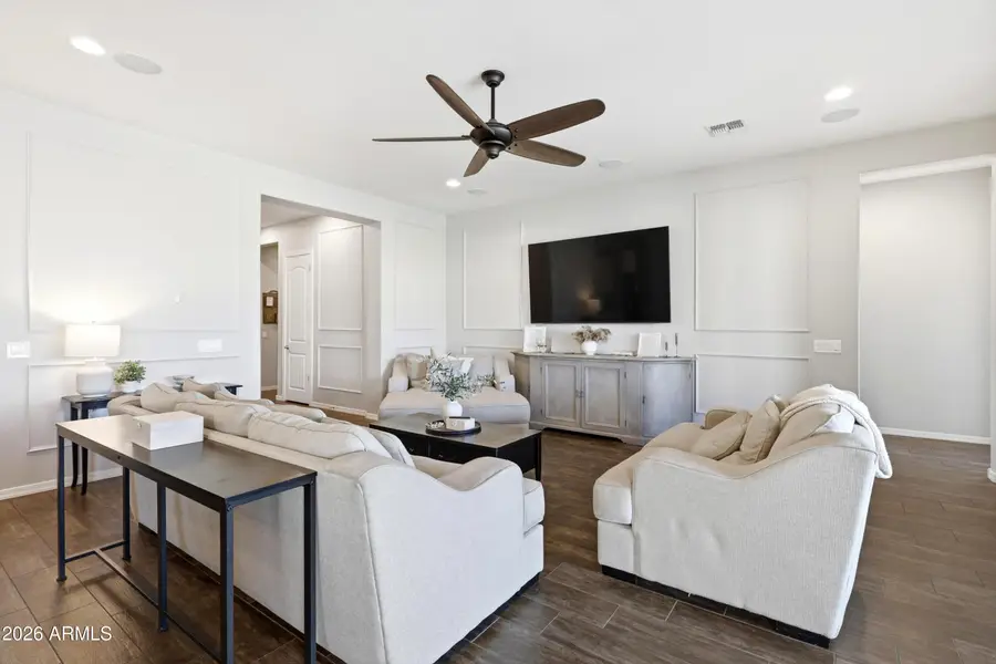 1422 E Milada Drive, Phoenix, AZ 85042 - #3