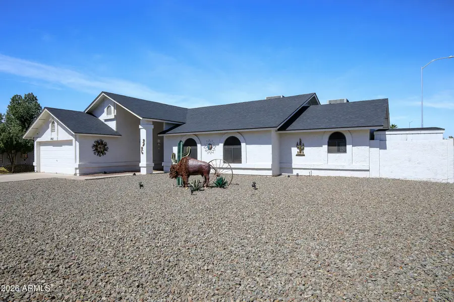 3752 E Emerald Avenue, Mesa, AZ 85206 - #2