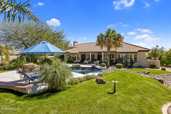 8116 E Whispering Wind Drive, Scottsdale, AZ 85255