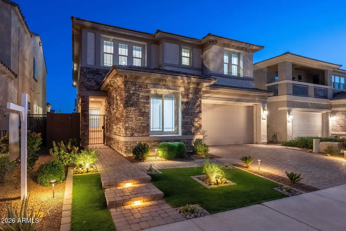 3413 E Crest Lane, Phoenix, AZ 85050 - #1