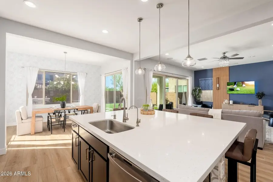 3413 E Crest Lane, Phoenix, AZ 85050 - #3