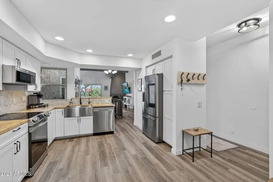 7984 E Cactus Wren Road, Scottsdale, AZ 85250 - #3