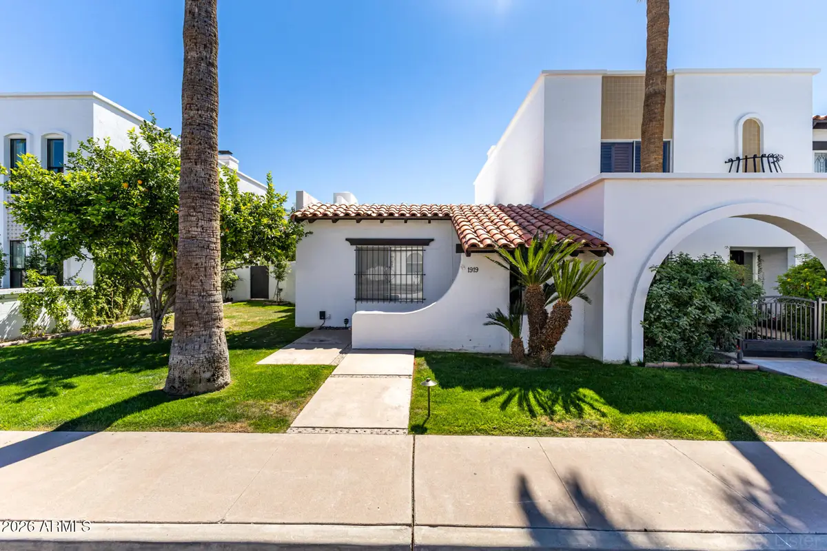 1919 E Medlock Drive, Phoenix, AZ 85016 - #1