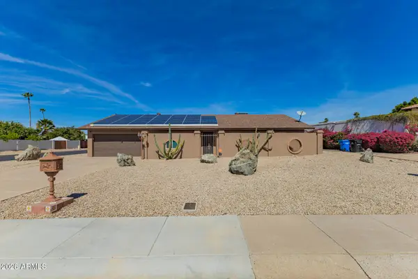 2902 E Claire Drive, Phoenix, AZ 85032