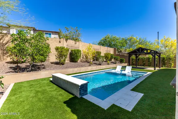 1528 W Red Bird Road, Phoenix, AZ 85085