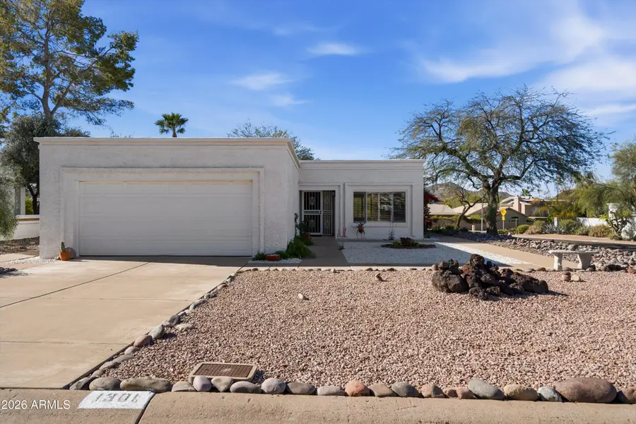 1301 E Canterbury Drive, Phoenix, AZ 85022 - #2
