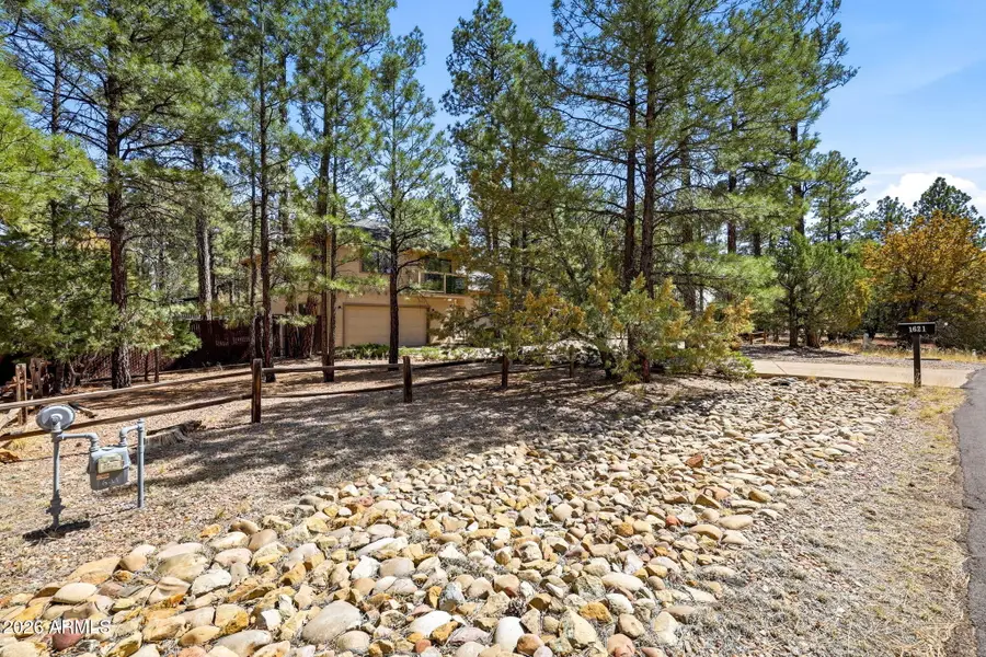 1621 N 39th Drive, Show Low, AZ 85901 - #2