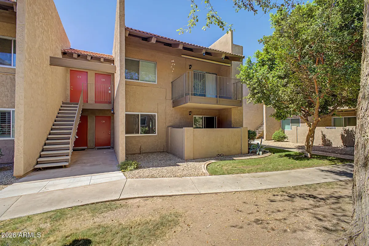 5525 E Thomas Road #Q4, Phoenix, AZ 85018 - #1