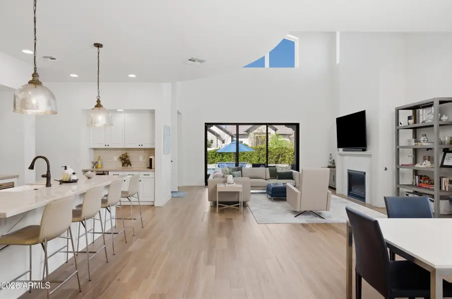 40 W Frier Drive, Phoenix, AZ 85021 - #3