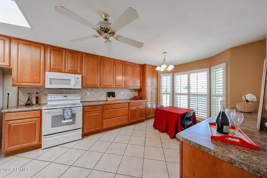 11009 W Jacaranda Drive, Sun City, AZ 85373 - #3